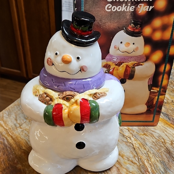 Vintage Snowman Cookie Jarnull